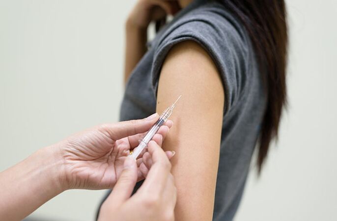 Injektionen eines antiviralen Arzneimittels zur Behandlung von HPV